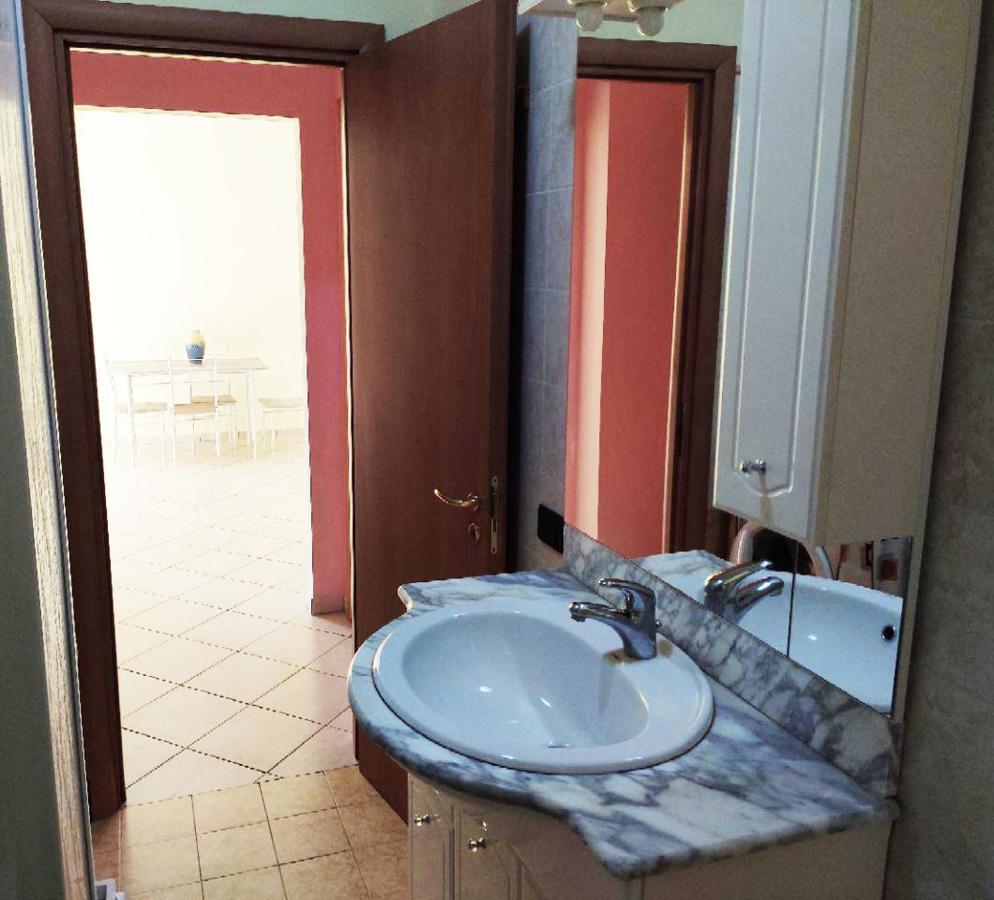 Villetta A Trebisacce Con Vista Mare Exteriör bild