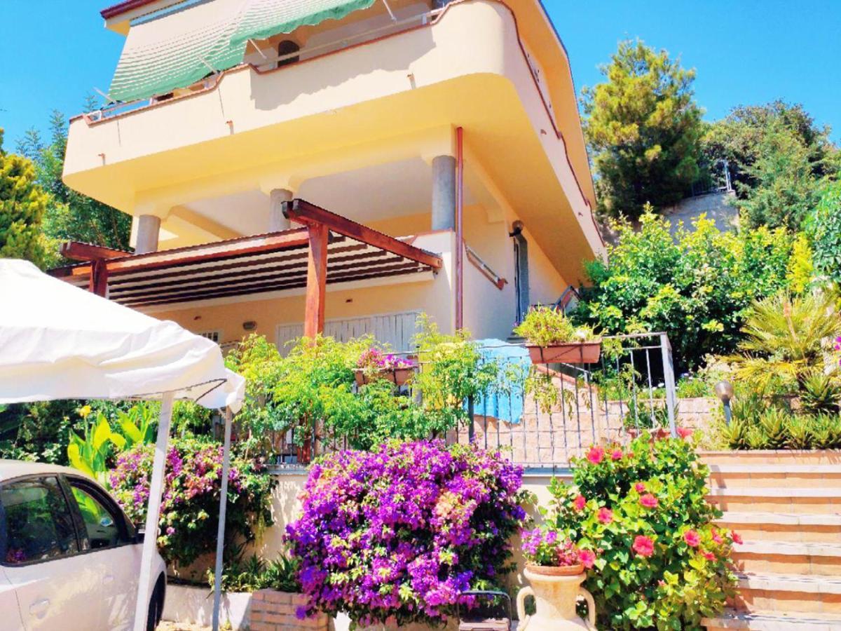 Villetta A Trebisacce Con Vista Mare Exteriör bild